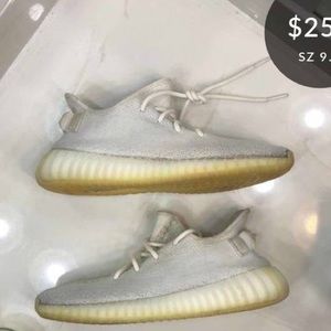 Yeezy 350 Boost Size 9.5 Used